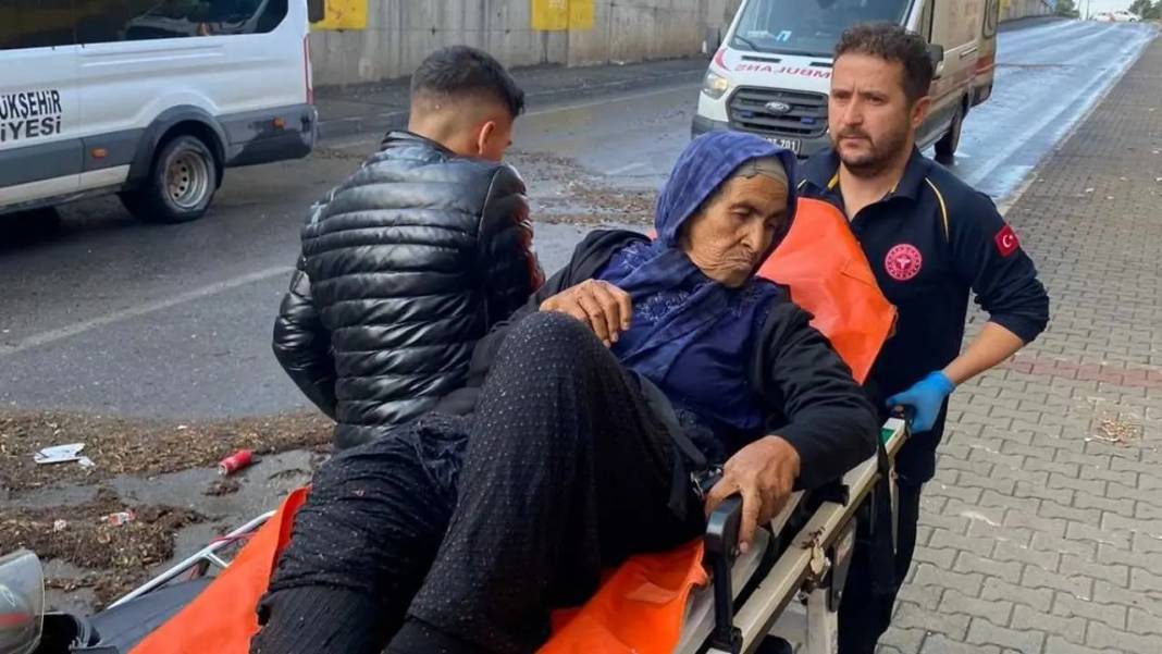 Hatay’da Sele Kapılan Engelli Kadın İçin Zamanla Yarış! 4